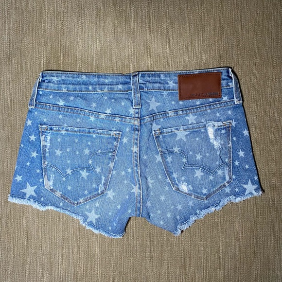 Big Star Remy Low Rise Star Denim Shorts - Picture 4 of 7